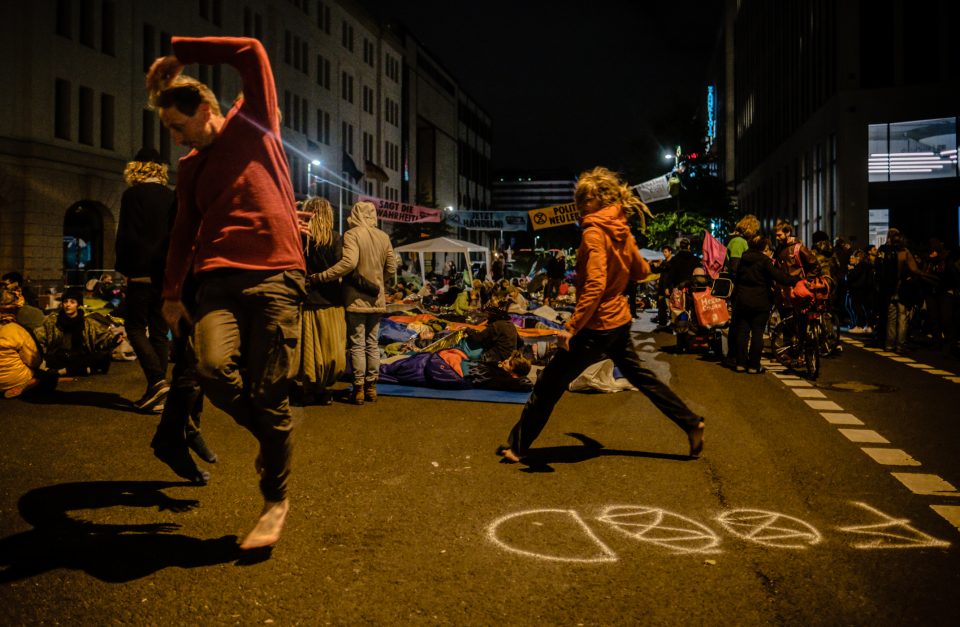 Extinction Rebellion berlinblockieren XRBerlin