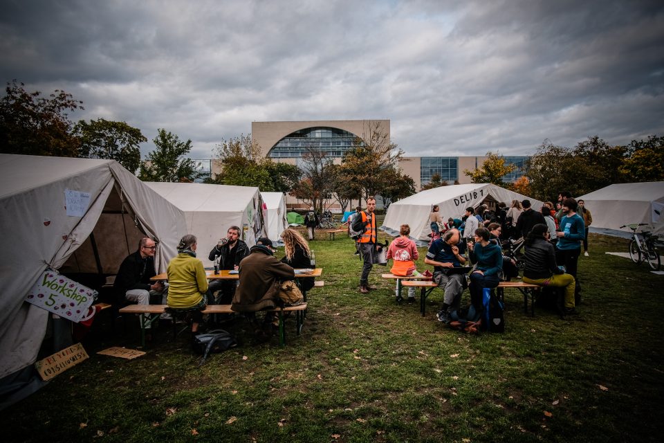 Extinction Rebellion berlinblockieren XRBerlin